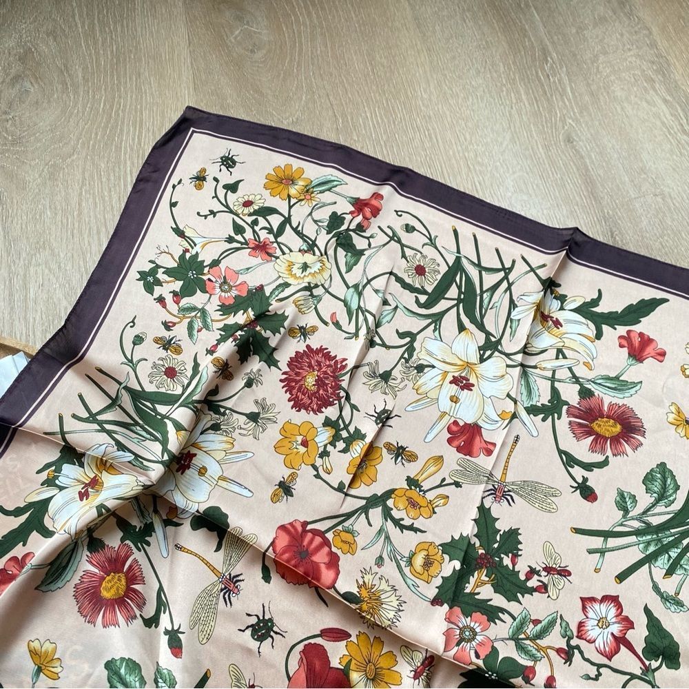 FLORAL SCARF 🌙 - Picture 5 of 5